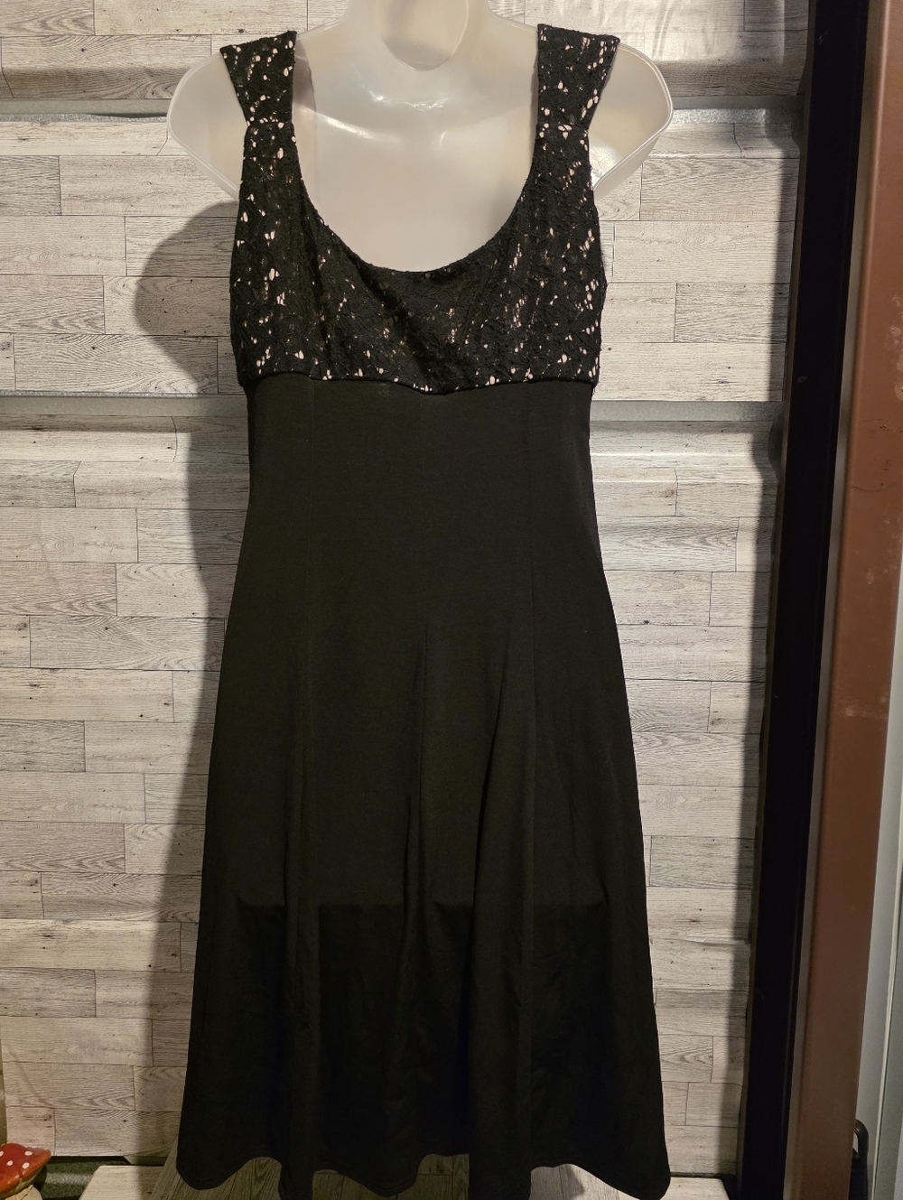 London Times Black Lace Bodice Maxi Dress - Picture 3 of 3